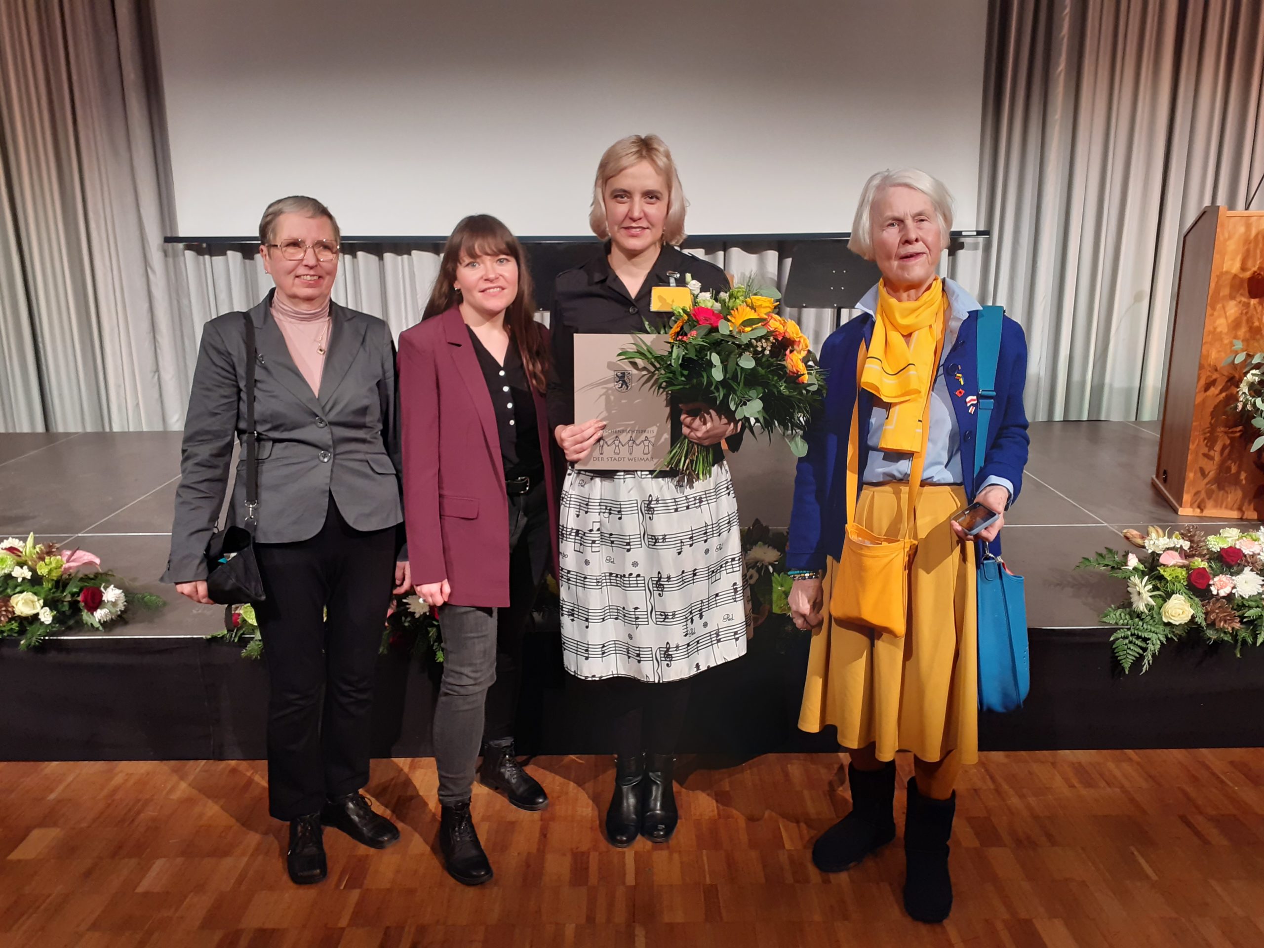 You are currently viewing Menschenrechtspreis der Stadt Weimar wurde an Olga Karatch verliehen